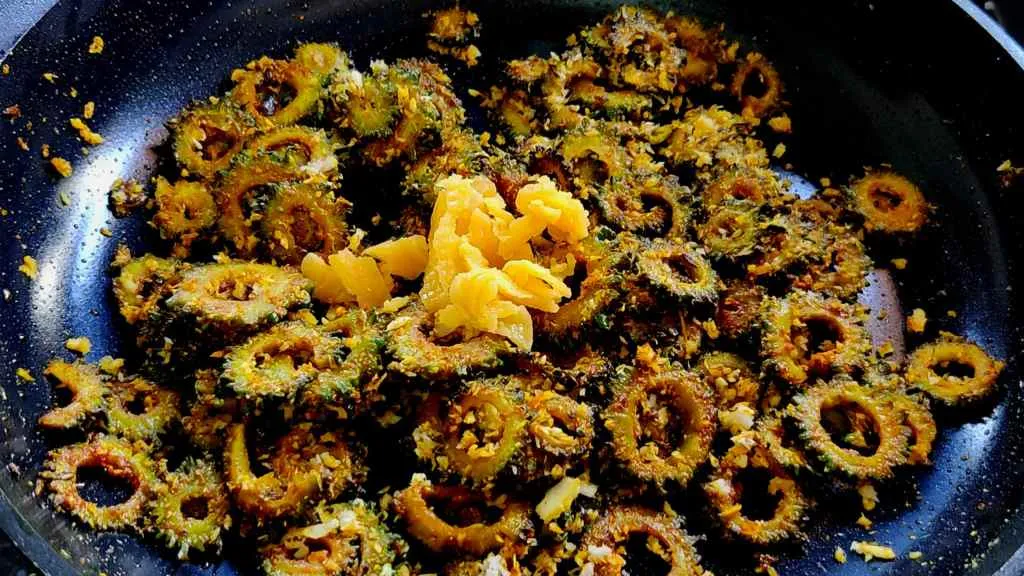 Best Bitter Gourd Poriyal Recipe