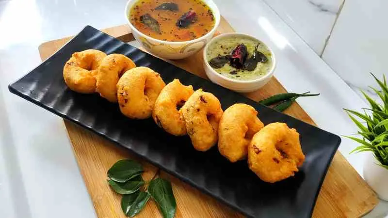 Uzhunnu Vada Recipe