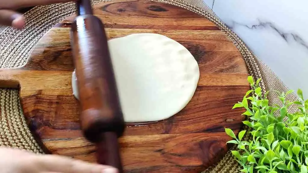 Kerala Flaky Paratha Recipe (Malabar Parottas)