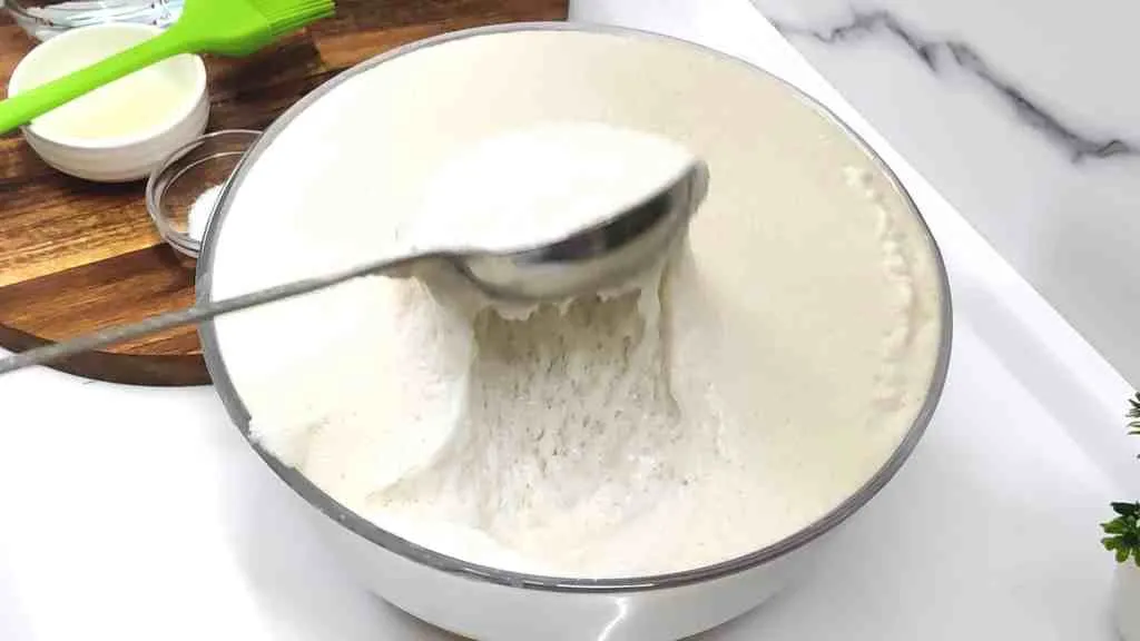 How to Make Idlis in a Pressure Cooker