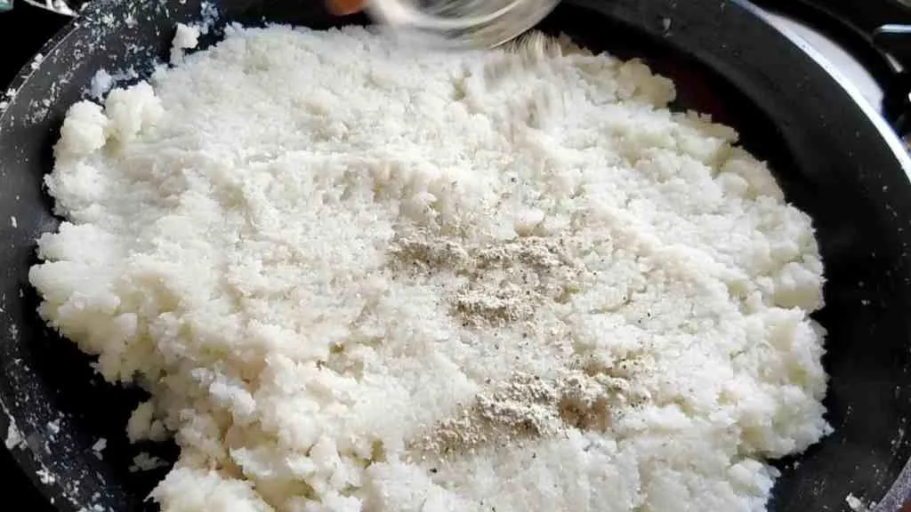 Quick Coconut Barfi Recipe (Nariyal burfi)