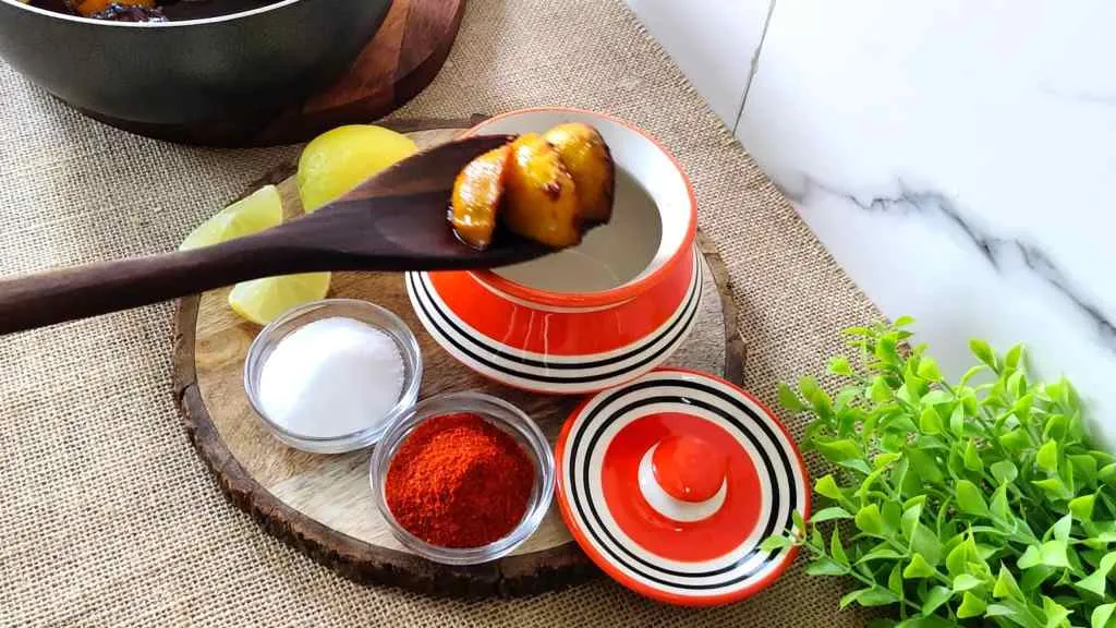 Indian lime pickle