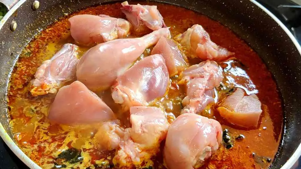 South Indian Chicken Curry Recipe (Chettinad Style)