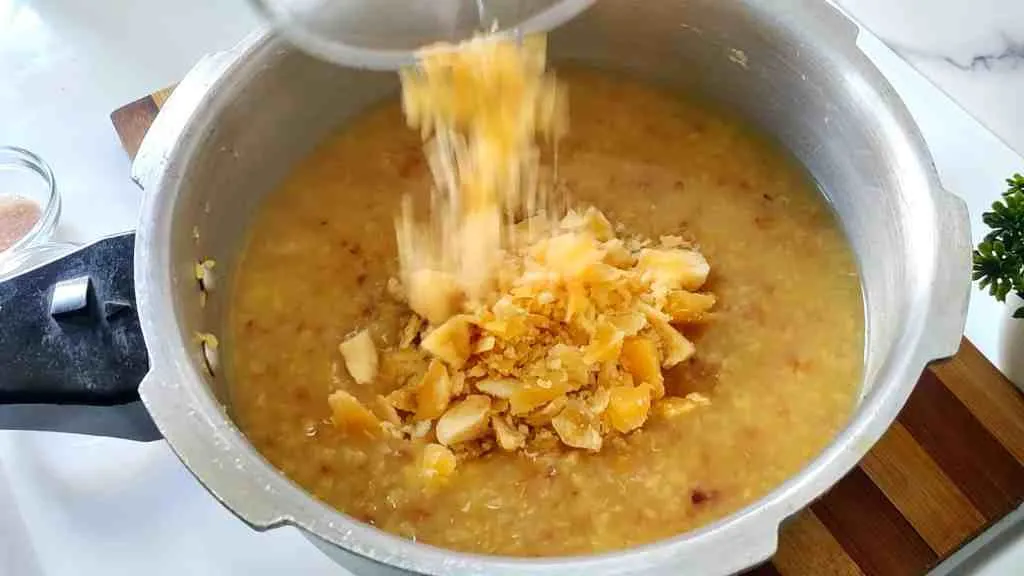 Sweet and Creamy Paal Payasam Recipe