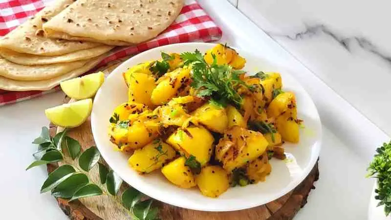 Delicious Batata Bhaji Recipe: Quick and Easy!