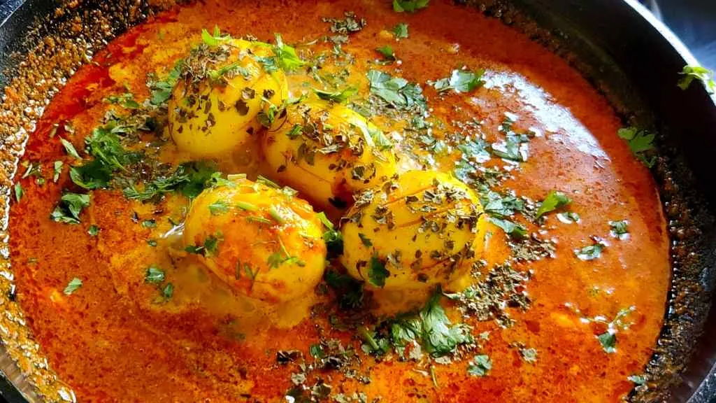 The Secret To A Perfect Egg Curry - Kerala Style!