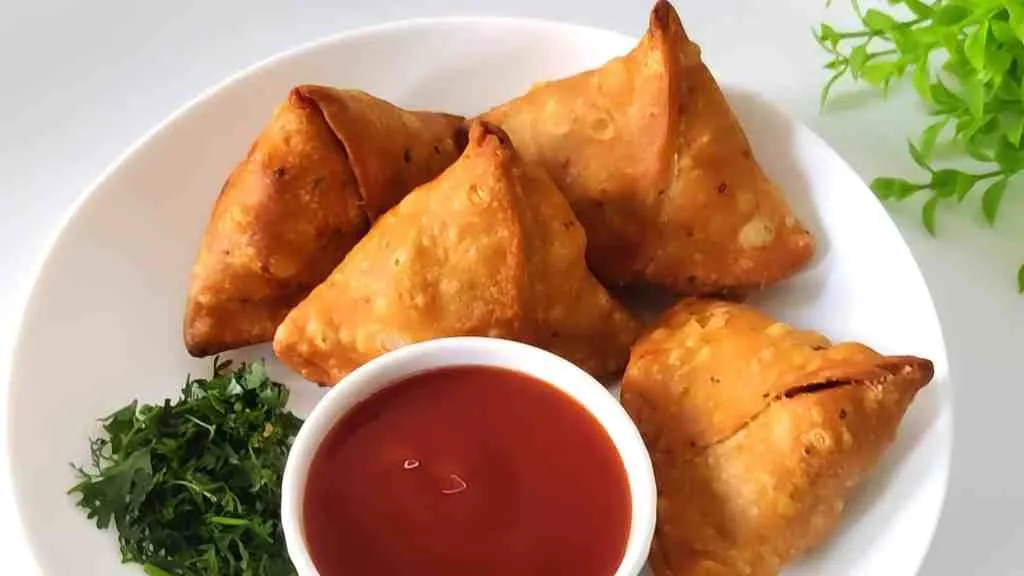 Indian Vegetable Samosa Recipe: Ridiculously Good!