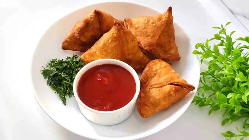 Indian Vegetable Samosa Recipe: Ridiculously Good!