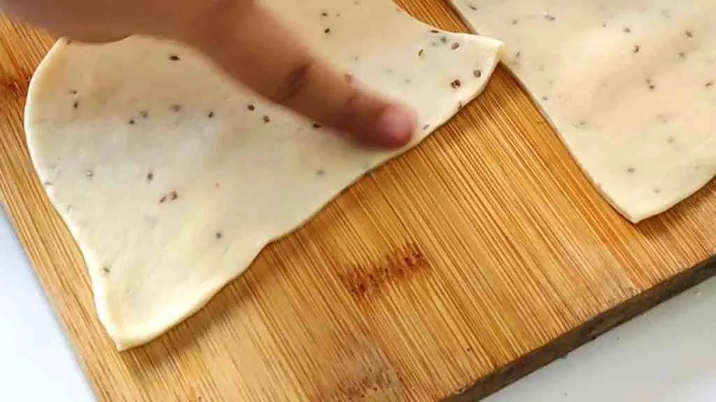 Indian Vegetable Samosa Recipe: Ridiculously Good!