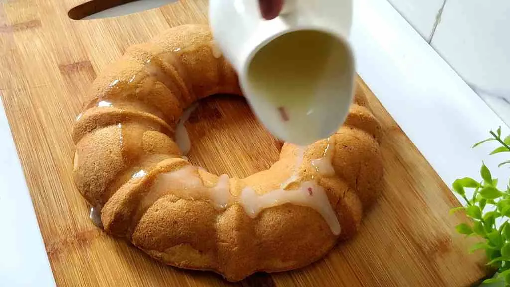 Thandai Cake