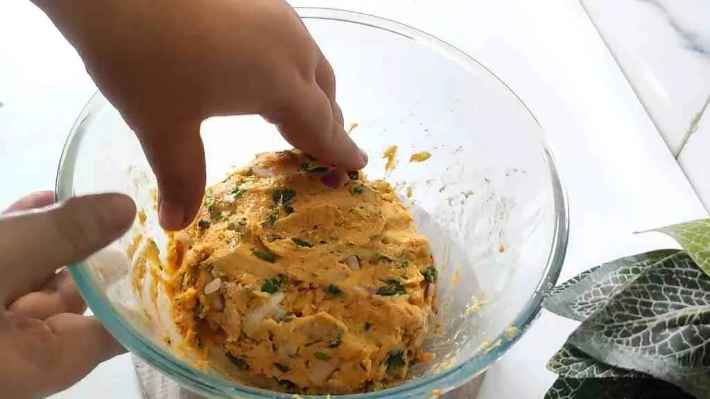 Crispy Maddur Vada Recipe: Melt-In-Your Mouth Delicious!