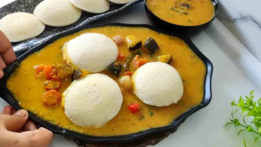 Saravana Bhavan Idli Sambar