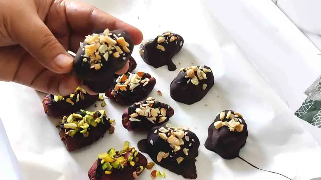The Best Ramadan Stuffed Date Recipes