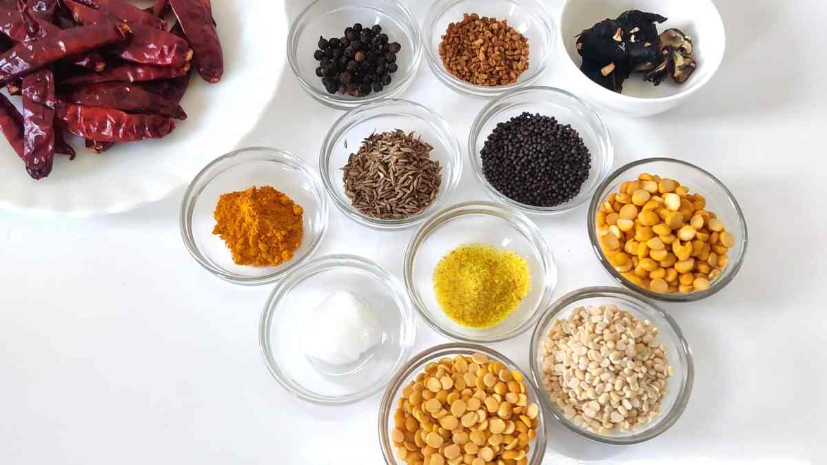 Delicious Homemade Sambar Powder Recipe Paatti S Kitchen