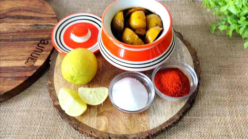 Indian lime pickle